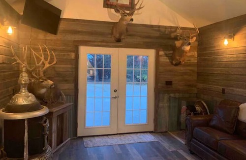 Edson Cabin | Country Cabin with all the essentials