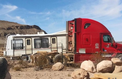 Van Horn House | Country Camping, RV Park at Desert Gardens Oasis in Lobo, TX