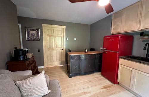 Searsport Apartment | Country Charm Cozy Getaway