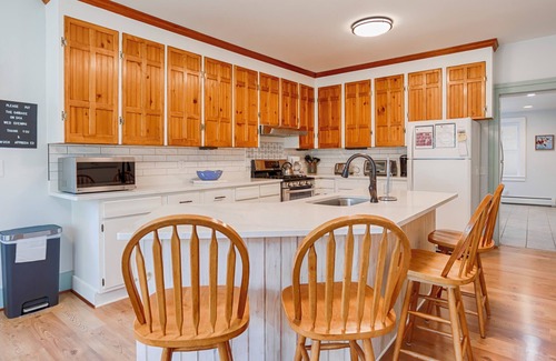 Hammondsport Cottage | Country Charm: Spacious Keuka Lake Home