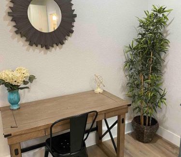 Loomis House | Country Charmer Single Story Cottage Pet Friendly