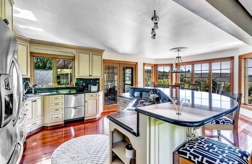 Ellicottville Villa | Country Chateau’ Hot Tub Incredible Views 15 Acres