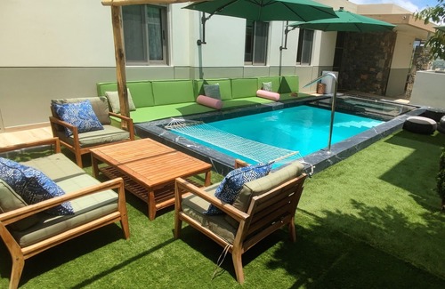 Peza Villa | Country-chic delux villa with poolyard for all-day fun & 5 star amenities