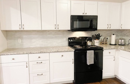Keller House | Country Chic in Fort Worth | Pets OK + NASCAR Nearby