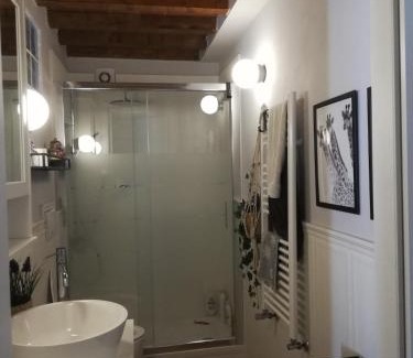 Montespertoli Apartment | country chic loft Dolce Nocciola