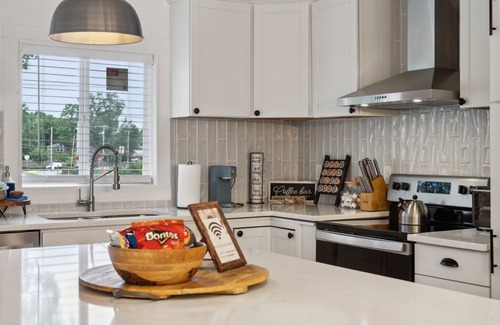 Concord House | Country Chic Retreat Near Downtown Concord