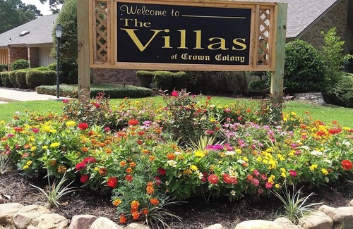 Crown Colony Villa | Country Club Access /with discount Golf when you stay.