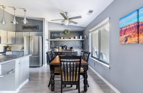 Walnut Meadows Condo | Country Club Condo - King Bed - Coffee Bar - Fireplace