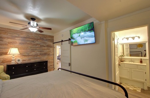 Texarkana Other | Country Club Cottage at Texarkana Country Club