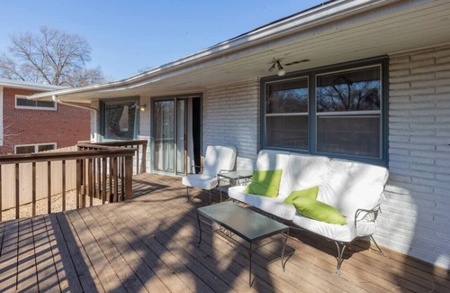 Lincoln House | Country Club House! S
