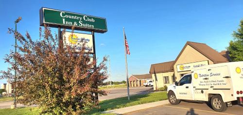 Fostoria Hotel | Country Club Inn & Suites