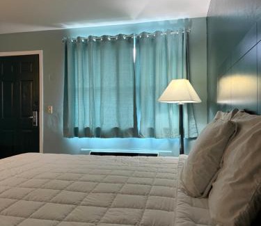 Fostoria Hotel | Country Club Inn & Suites