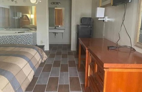 Fostoria Hotel | Country Club Inn & Suites