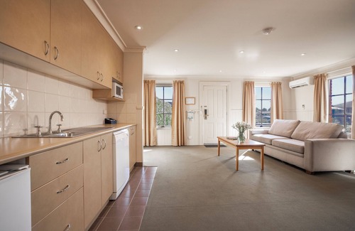 Prospect Vale Apartment | Country Club Villas