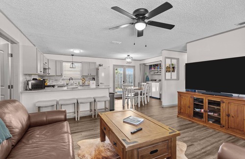 Knox City House | Country Comfort 4BR-2BA, New Reno, Patio, Fenced Yard, BBQ