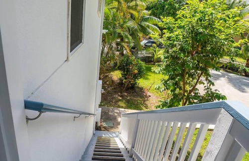 Kahalu u House | COUNTRY COMFORT & AC 2 BEDROOM - 30 DAYS