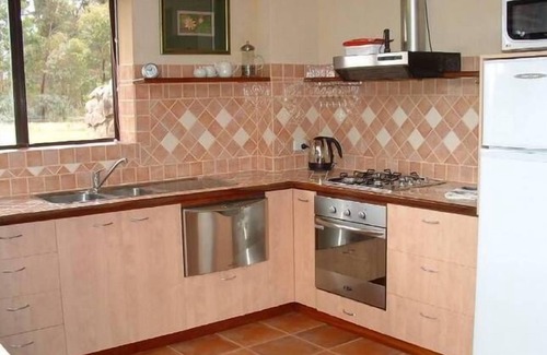 Karridale Cottage | Country Comfort Cottage adult retreat for 2 people nNot pet friendly