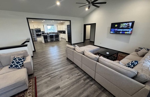 Fairview  Highland County House | Country Cornerstone Retreat, Pool | Game Room | Theater | Hot Tub | Massage