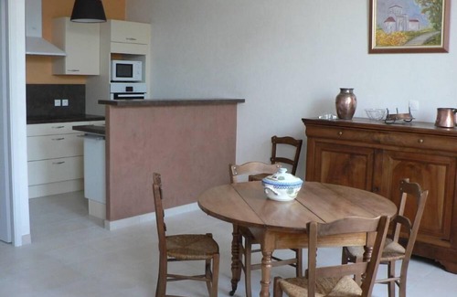 Moings Cottage | COUNTRY COTTAGE with SWIMMING POOL