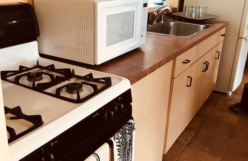 Lake Wales Cottage | Country Cottage at Starr Lake - Sleeps 4