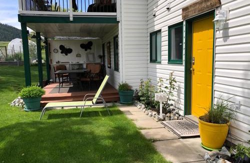 Vernon Bed & Breakfast | Country Cottage B&B