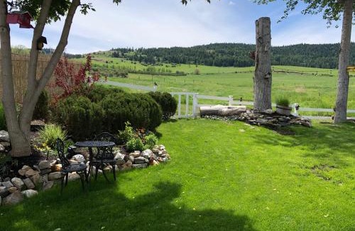 Vernon Bed & Breakfast | Country Cottage B&B