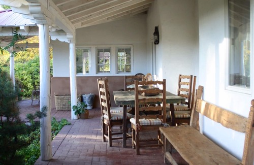 Tesuque House | Country Cottage - Beautiful Two Bedroom House on Tesuque Estate