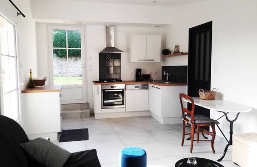 Le Bernard Cottage | country cottage close to the ocean