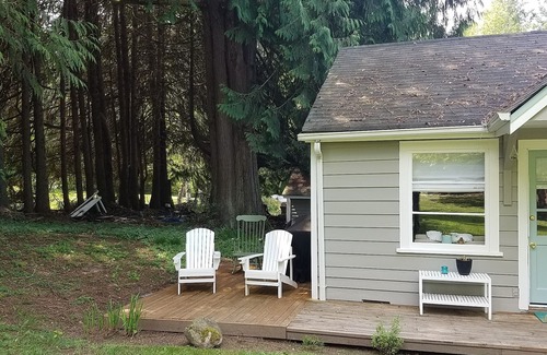 Olympia House | Country Cottage Cuteness!