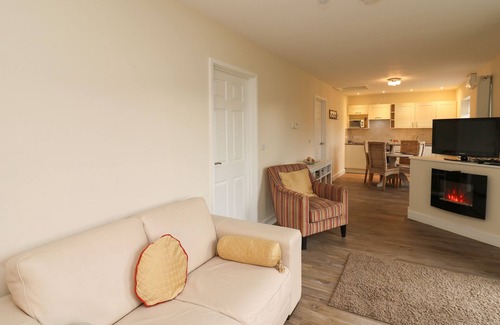 Llanfihangel Tal-y-llyn House | COUNTRY COTTAGE, family friendly, character holiday cottage in Brecon