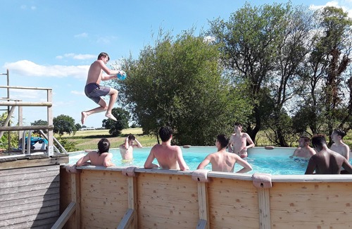 Segre-en-Anjou-Bleu House | country cottage, sleeps 15