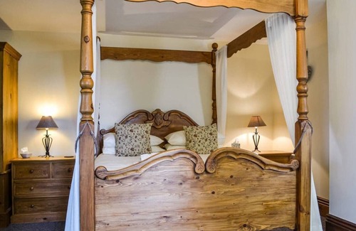 Arnold Other | Country Cottage Free parking and EV charging