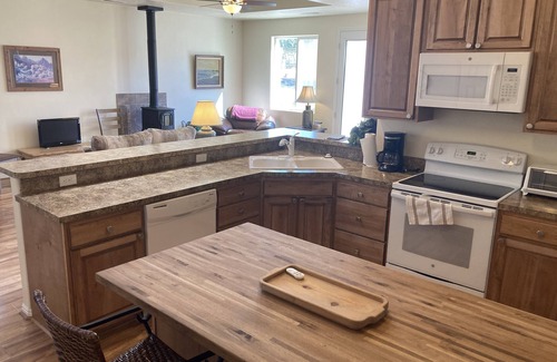 New Harmony Cottage | Country Cottage @ The Killian Family Farm