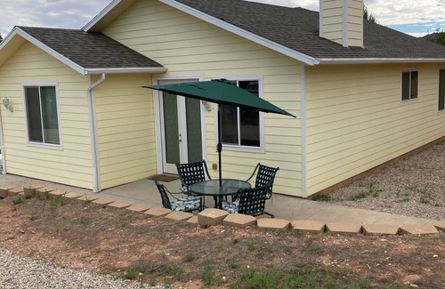 New Harmony Cottage | Country Cottage @ The Killian Family Farm