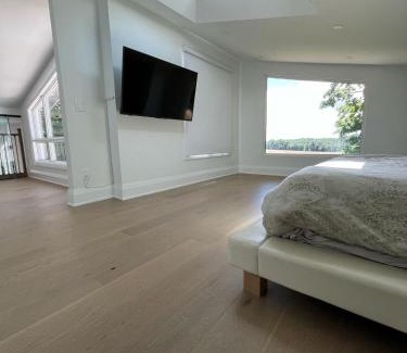 Bradford West Gwillimbury Villa | Country Elegance Near GTA