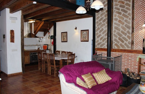 Espeja de San Marcelino House | Country House 'La Chimenea De Soria I Y II' with Mountain Views, Private Pool and Wi-Fi
