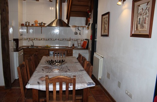 Espeja de San Marcelino House | Country House 'La Chimenea De Soria I' with Mountain Views, Shared Pool and Wi-Fi