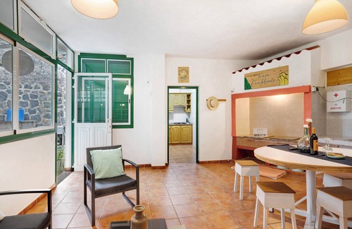 Santa Cruz de la Palma Villa | Country House 'Finca Candelario SC de La Palma' with Mountain View and Private Terrace