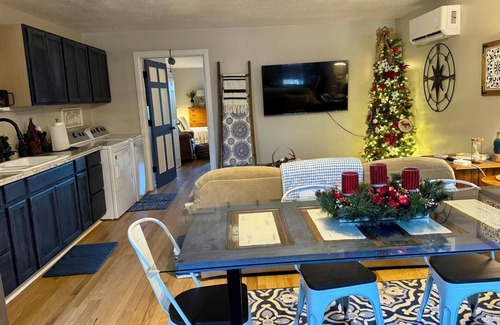 Fentress House | Country Escape Next DOOR Rental - Sleeps 6 - Stay upstairs in the trees