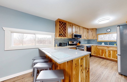 Himrod House | Country escape on 43 acres with boat launch access, a firepit, grill, & W/D