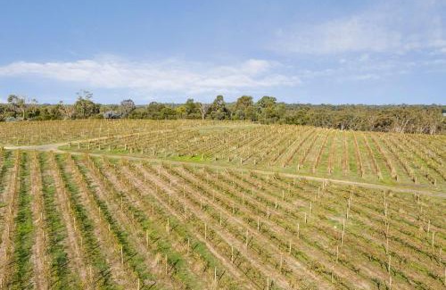 Strathfieldsaye House | Country Escape Winery Estate near Bendigo