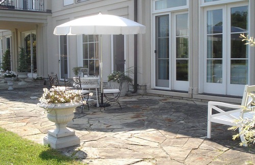 Caledon House | Country Estate north of Brampton Ontario