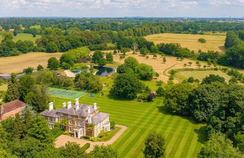 George Green House | Country Estate Property Near Windsor Castle-Former Home of Geri Halliwell