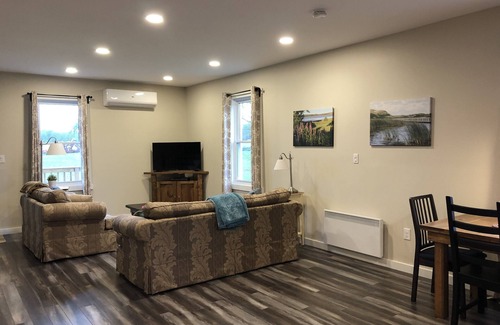 Tryon Other | Country farm apt. with A/C and an ocean view. 1000 sq ft