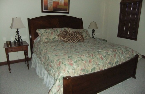 Bradfordsville Other | Country Farm Home, Travel the Bourbon Trail, & Historic Site