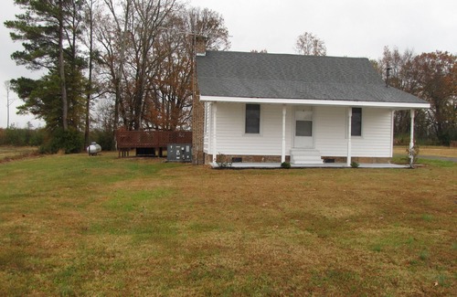 Whites House | "Country Farm House"