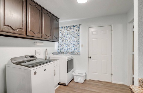 Era Other | Country Farmhouse,13 minutes from Restaurants in Denton