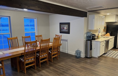 Jamieson Other | Country Farmhouse in beautiful Vale, Oregon. Perfect for your adventure trip.