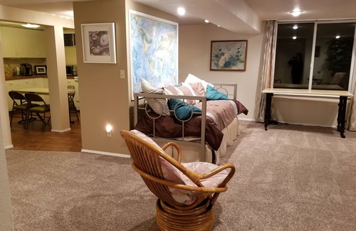 Federal Way House | Country feel, w/all amenities, close to winery, restaurants, shops, & freeway!