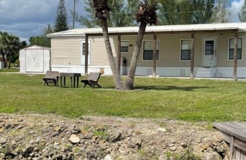 Moore Haven House | Country fishing paradise